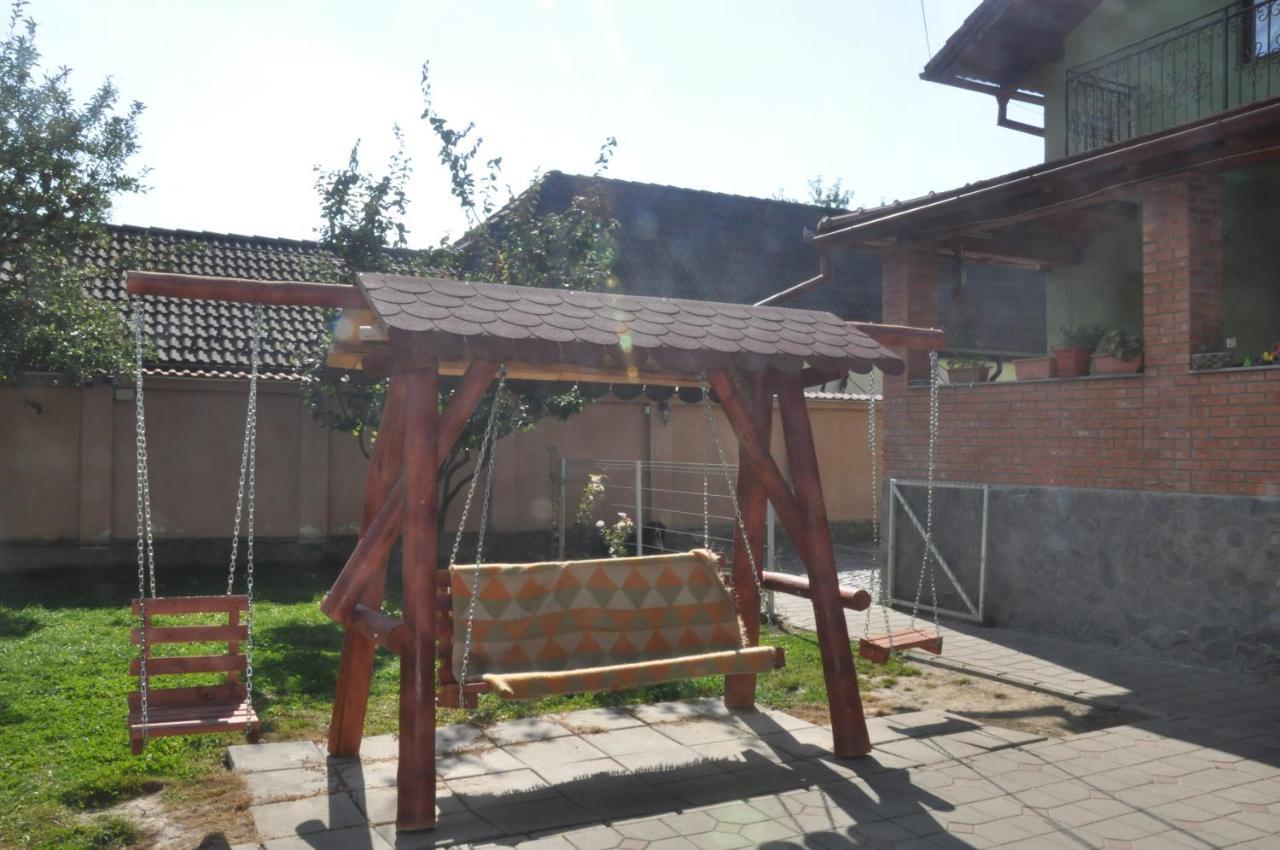 Vilman House Hotell Rîşnov Exteriör bild
